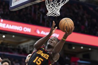 Capela (15) a passé la barre des 7000 points marqués en saison régulière dimanche KEYSTONE/AP/Jose Luis Magana
